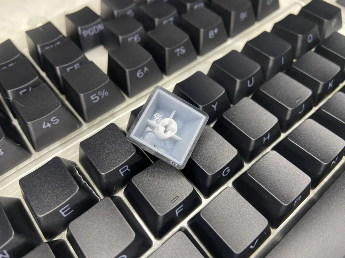 Black Solid PBT Double-Shot Side-Printed Cherry-Profile Shine-Through 132-Keys Keycap - Image 4