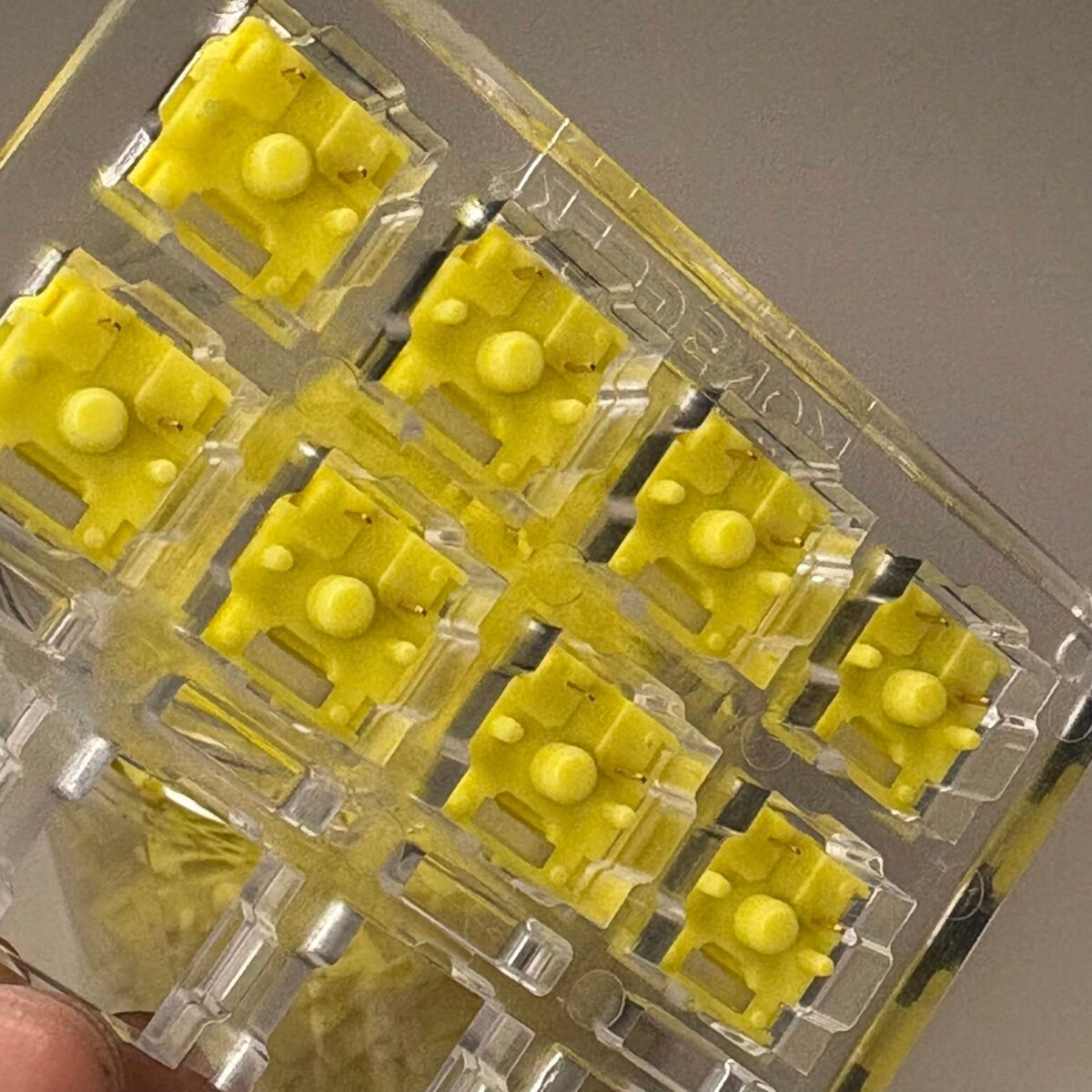 Outemu Duck Pear Keyboard Switch (Tactile) - Image 4